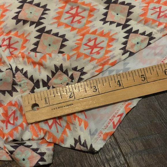 Billabong Shorts - Picture 8 of 8